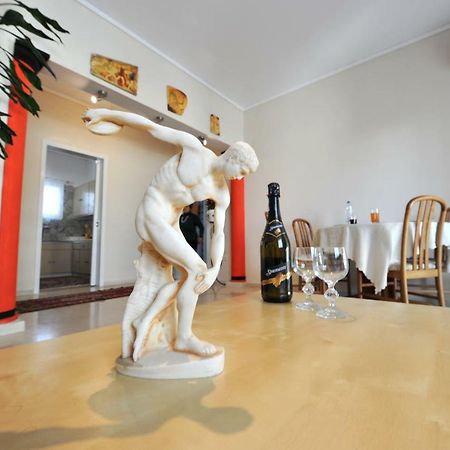 Apartment Near Stavros Niarchos Park & Acropolis Athens Exterior photo