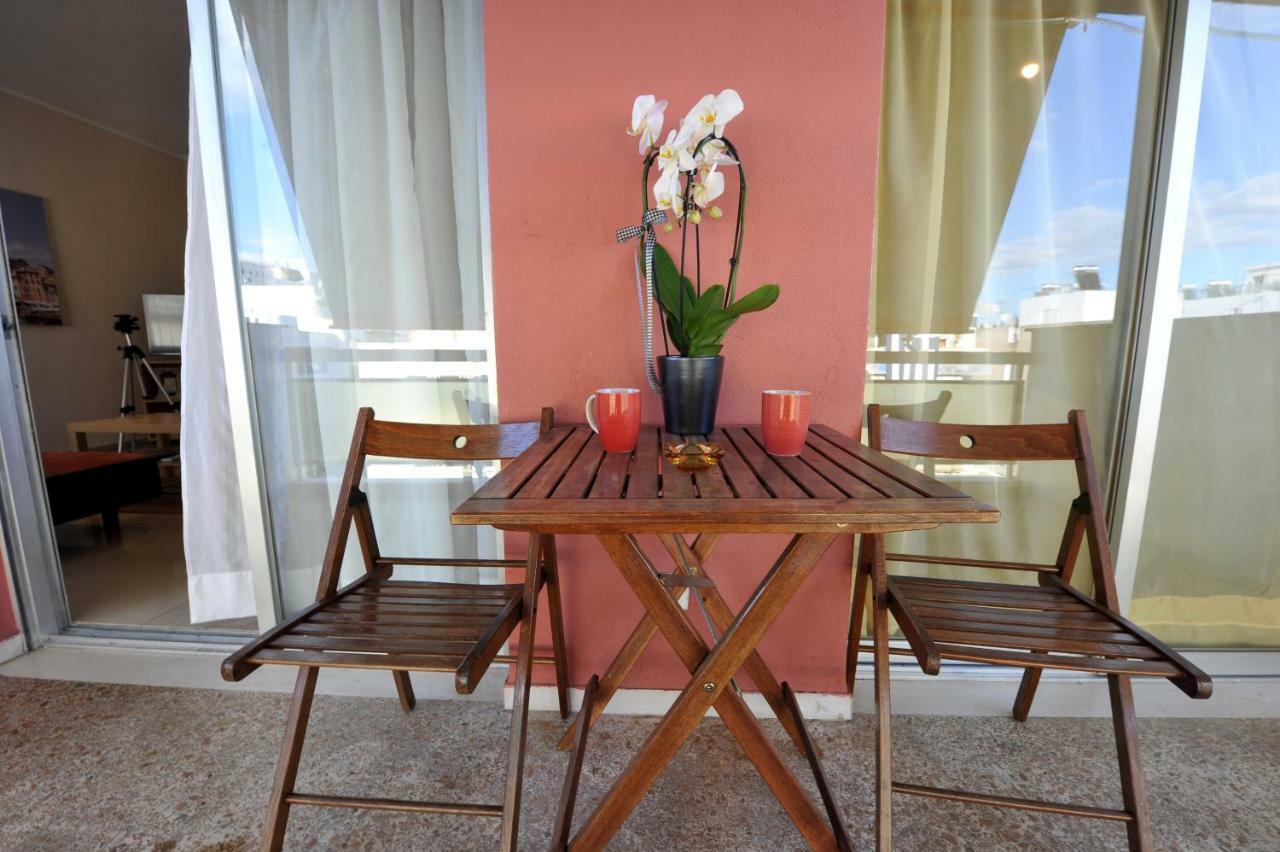 Apartment Near Stavros Niarchos Park & Acropolis Athens Exterior photo